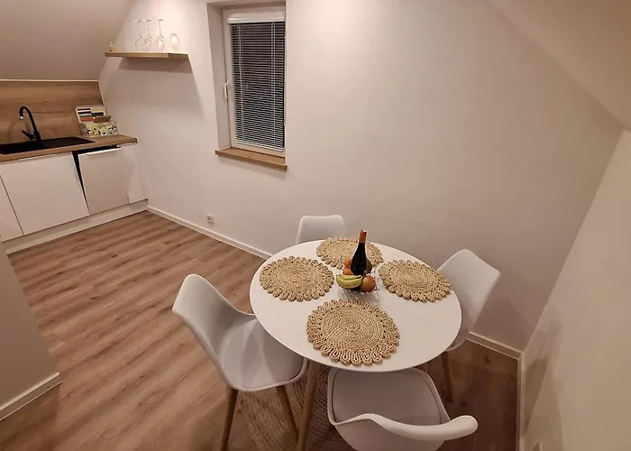 Artur Lejlighed Poprad